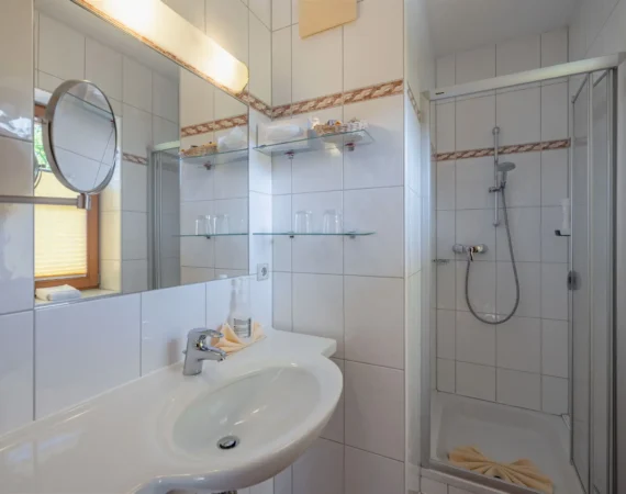 optim-Studio-Kräutergartl-Hansbauer Juli 2023 -474