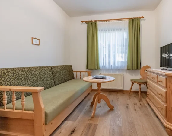 optim-Studio-Maiglöckchen-Hansbauer Sept. 2023 -11