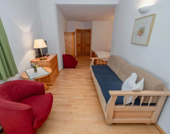 optim-Studio-Margerite-Hansbauer Juli 2023 -586